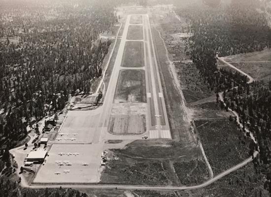 Grand-Canyon-Airport-1_1977