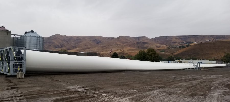 Picture of a large windmill blade at the Lewiston Port